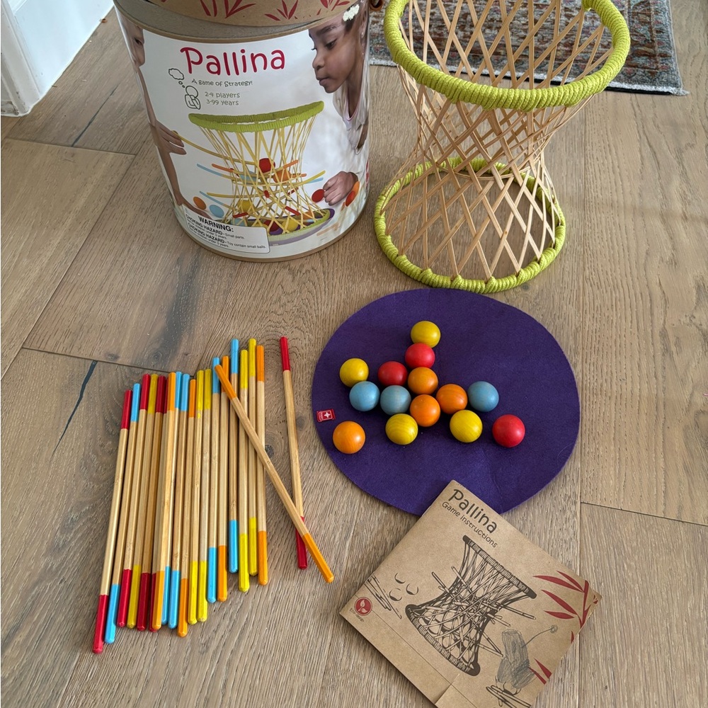 Pallina Game Set with Wooden Sticks and Colorful Balls